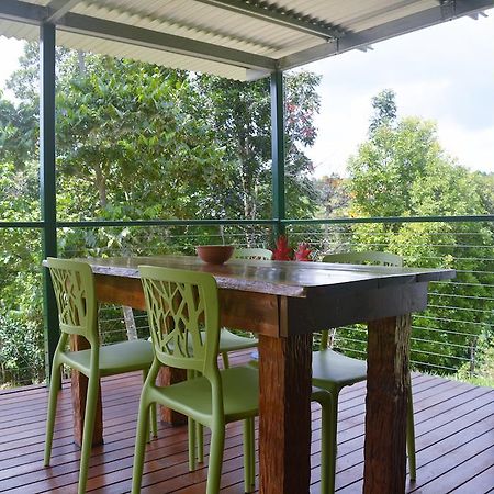 Mena Creek Flower House Exterior photo